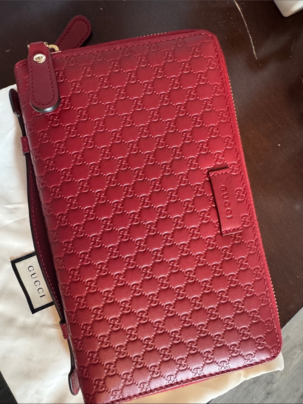 Gucci Embossed GG Leather Travel Wallet with handle in Cherry Red - Picture 8 of 8